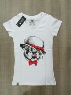 remeras cuello V con impression Para Damas